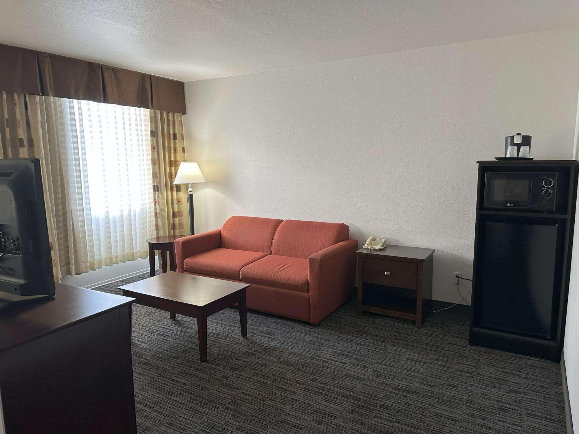 Quality Inn & Suites Everett Exteriér fotografie